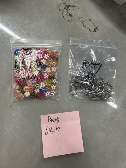 Betty（433dp）