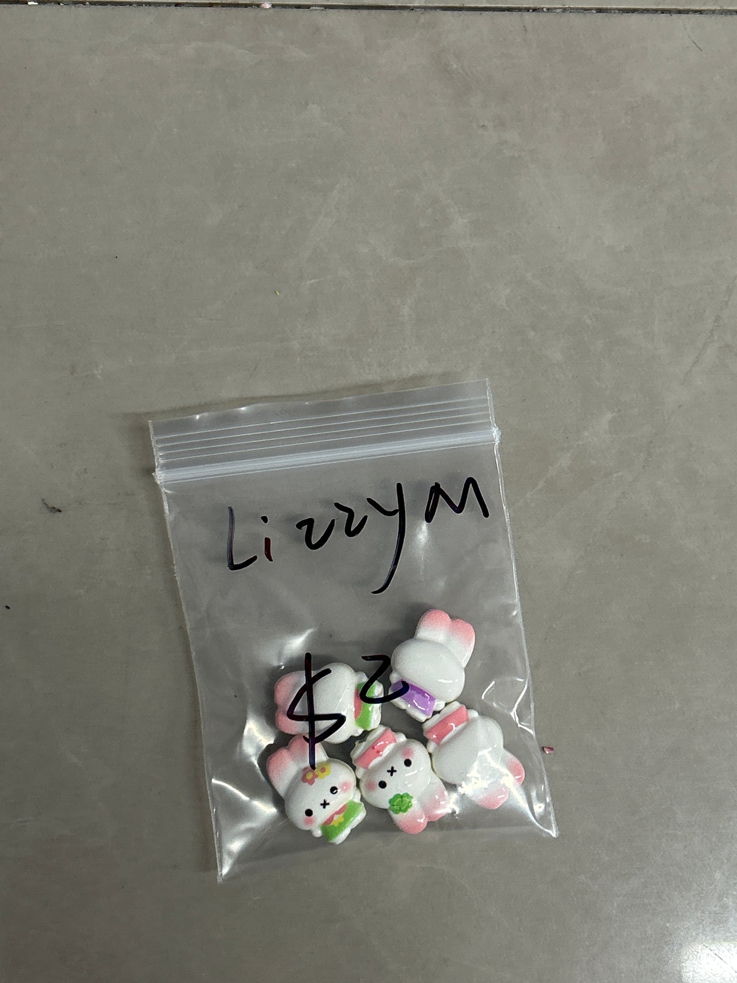 Lizzym（61dp）